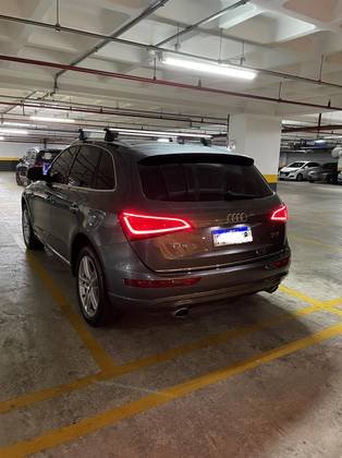 AUDI Q5 2.0 TFSI AMBIENTE 16V 225CV GASOLINA 4P AUTOMÁTICO AUDI Q5 2.0 TFSI AMBIENTE 16V 225CV GASOLINA 4P AUTOMÁTICO